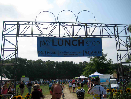 :::::Desktop:PMC - Q:Saturday:lunch welcome-a.jpg